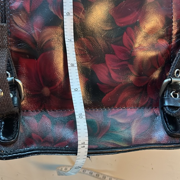 Patricia Nash English Seluci English Rustic Mums Backpack Blk/Burgundy - Picture 10 of 11